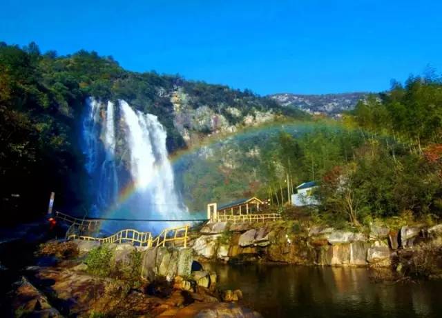 安徽明堂山旅游攻略_安徽明堂山景區(qū)門票_安徽明堂山風(fēng)景區(qū)游玩攻略