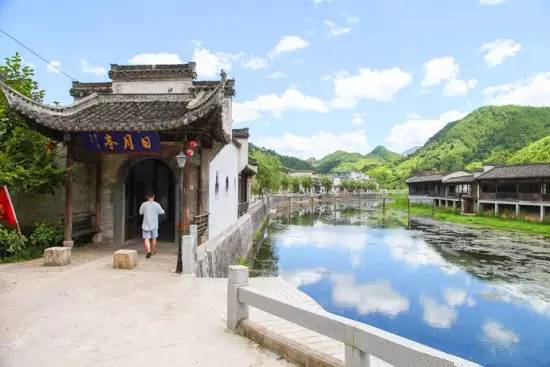 安徽明堂山旅游攻略_安徽明堂山景區(qū)門票_安徽明堂山風(fēng)景區(qū)游玩攻略