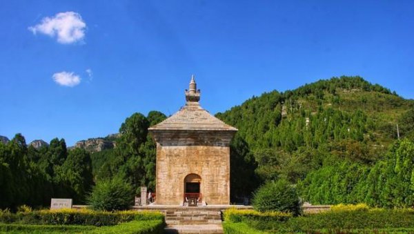 濟(jì)南南部山區(qū)旅游的地方_濟(jì)南南部山區(qū)旅游攻略_濟(jì)南南部山區(qū)的山