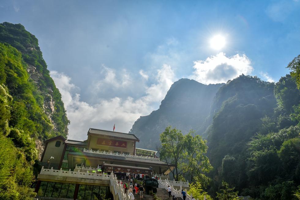 華山登山路線多長_華山登上路線_登華山攻略