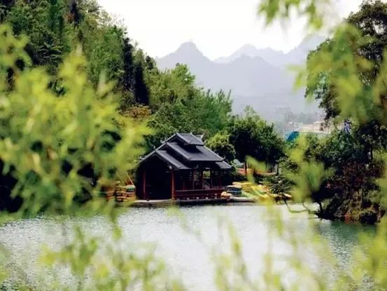 百色旅游景區(qū)_百色旅游攻略必去景點_百色旅游景點攻略