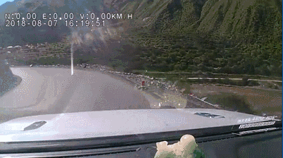 自駕稻城亞丁旅游攻略及費(fèi)用_自駕游亞丁稻城旅游路線_亞丁稻城旅游最佳時(shí)間自駕