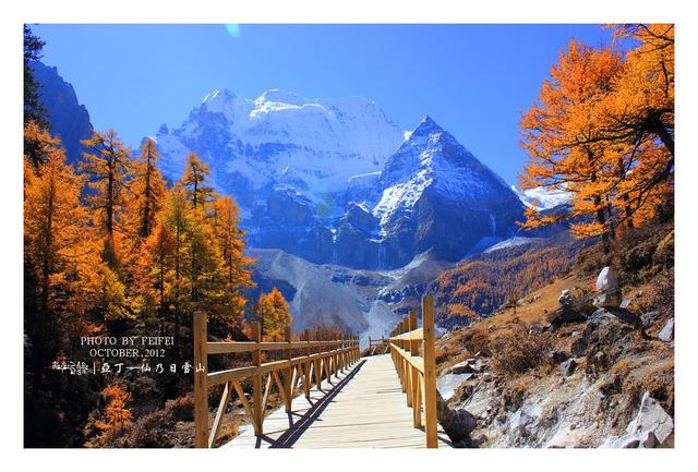 自駕游亞丁稻城旅游路線_自駕稻城亞丁旅游攻略及費(fèi)用_亞丁稻城旅游最佳時(shí)間自駕