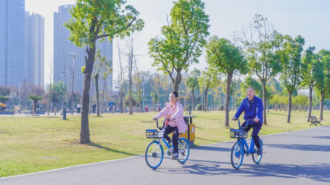 漢口江灘公園住宿_漢口江灘公園游玩攻略_漢口江灘公園旅館